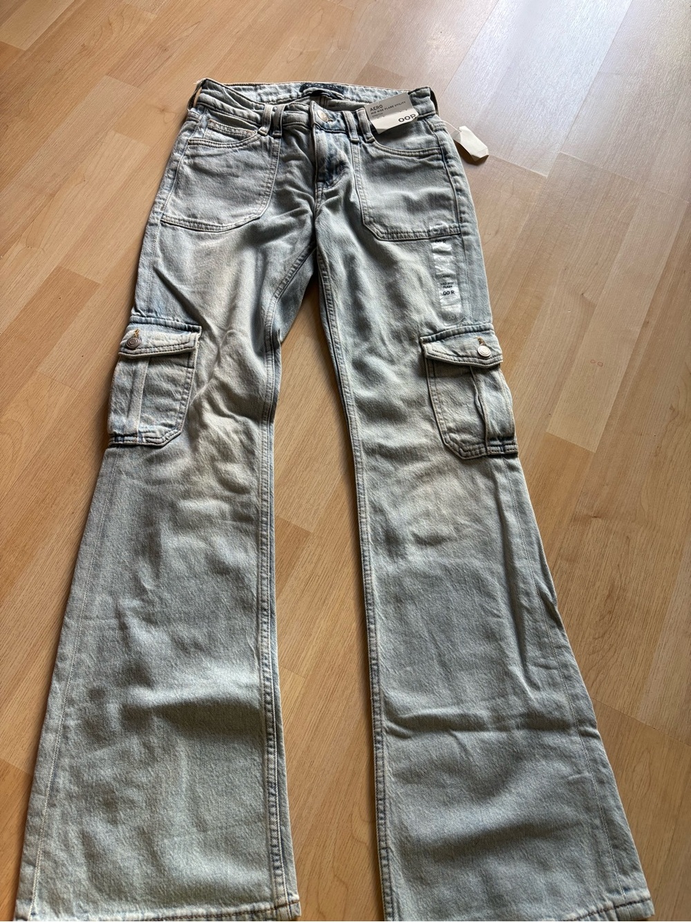 Aeropostale Light Wash Cargo Flare Jeans 00 women